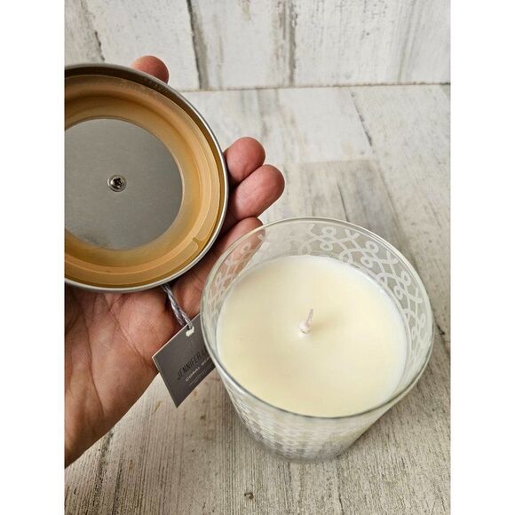 Jennifer Lopez Coral Berry candle 8 oz new fruity scent - Picture 4 of 5
